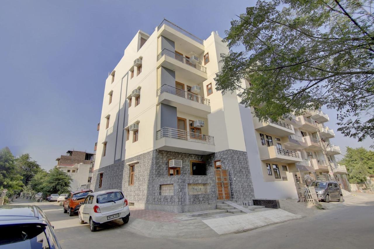 Collection O 77421 Near Medanta hospital Gurgaon Exterior foto